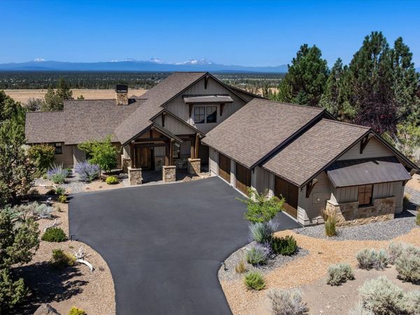 15673 SW Mecate Lane, Powell Butte, OR 97753