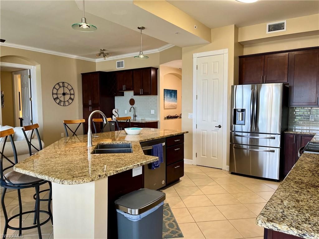 174 Shadroe Cove Cir, Unit 1001, Cape Coral, FL 33991 Photo