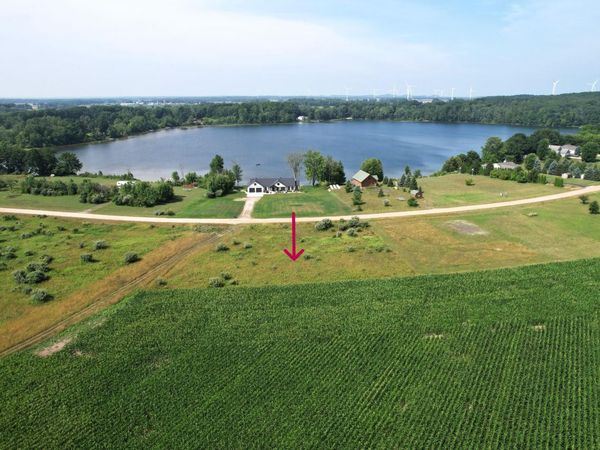 W Waters Edge Drive, Unit 10, Scottville, MI 49454