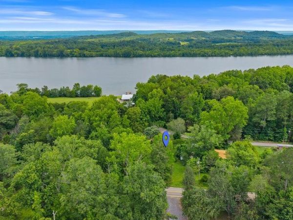 195 Crisp Lane, Decatur, TN 37322