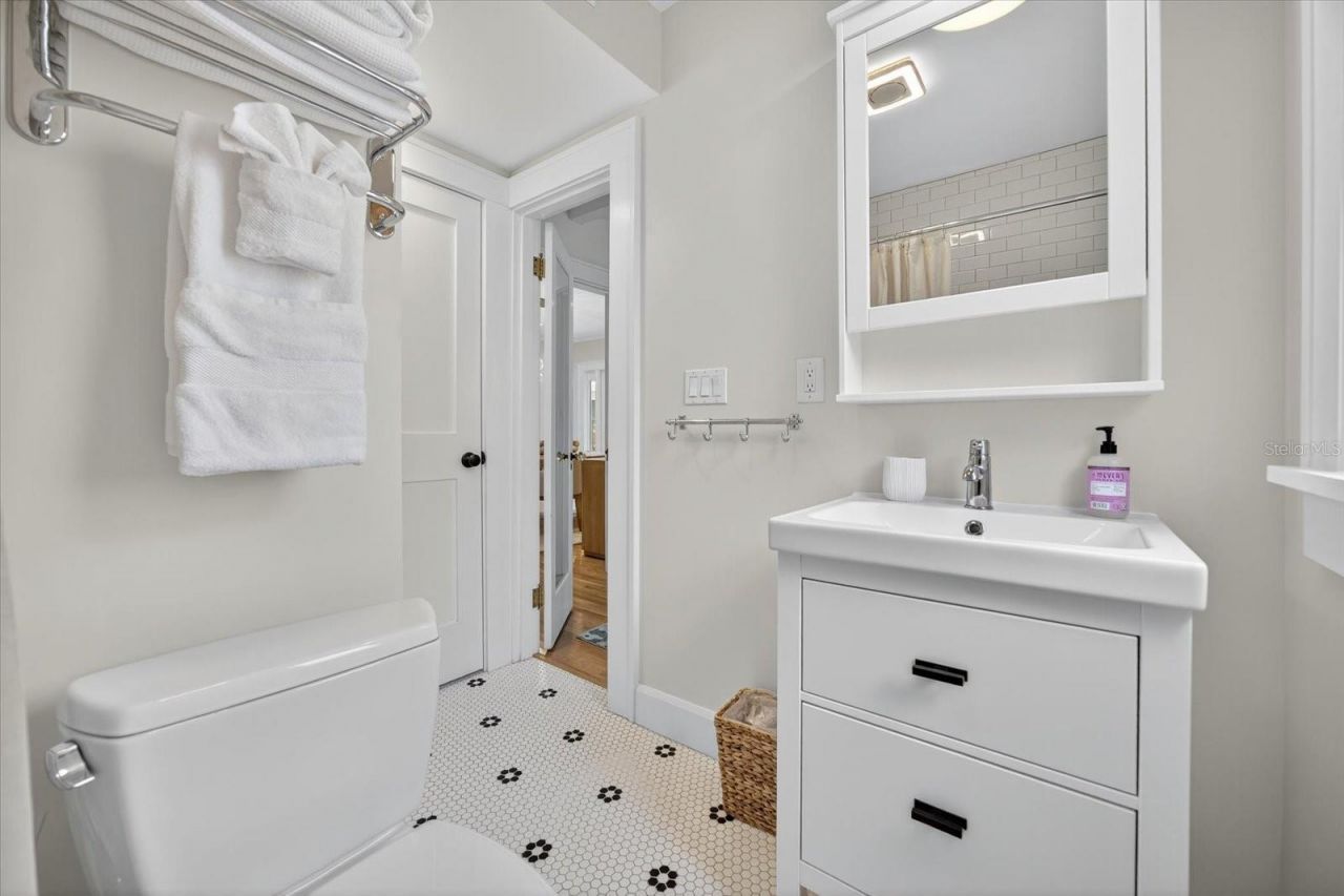 221 13th Avenue Ne, Saint Petersburg, FL 33701 Photo