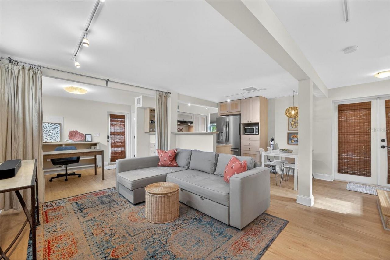 221 13th Avenue Ne, Saint Petersburg, FL 33701 Photo