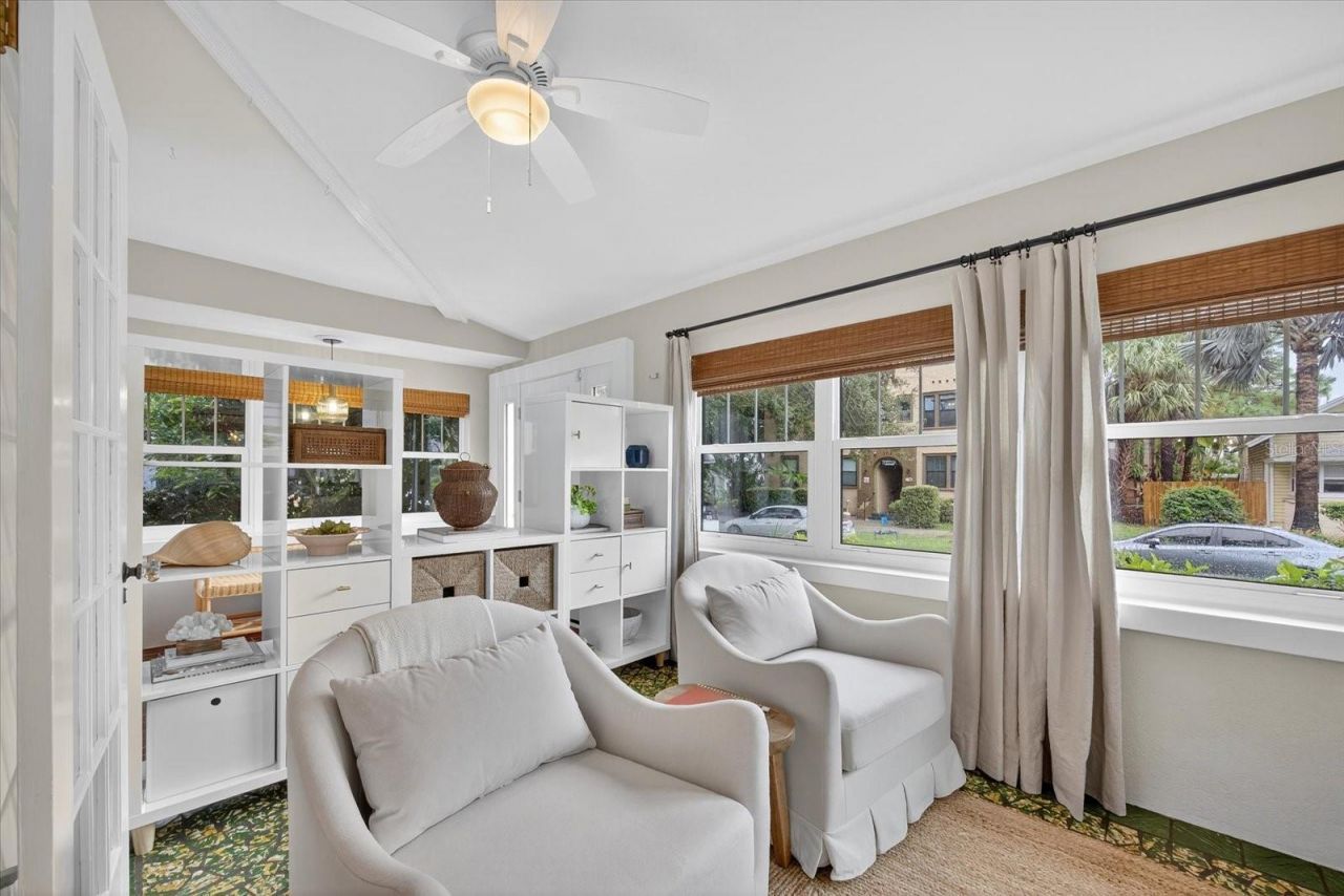 221 13th Avenue Ne, Saint Petersburg, FL 33701 Photo