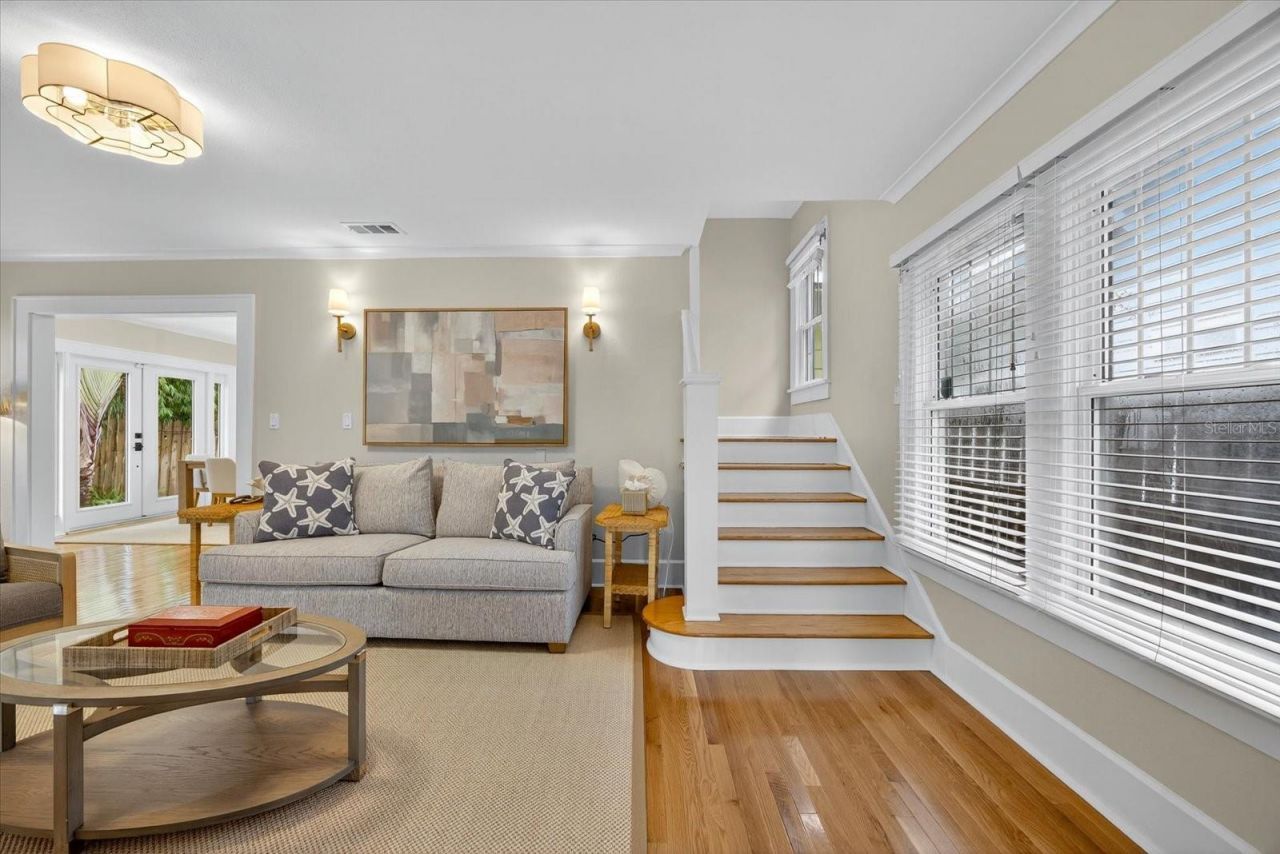 221 13th Avenue Ne, Saint Petersburg, FL 33701 Photo