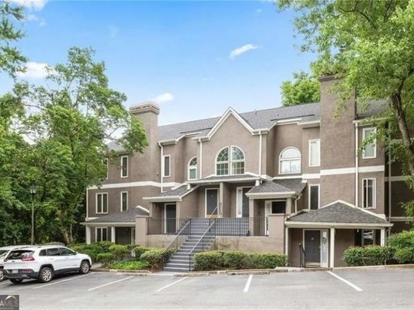 24 Saint Claire Lane NE, Atlanta, GA 30324