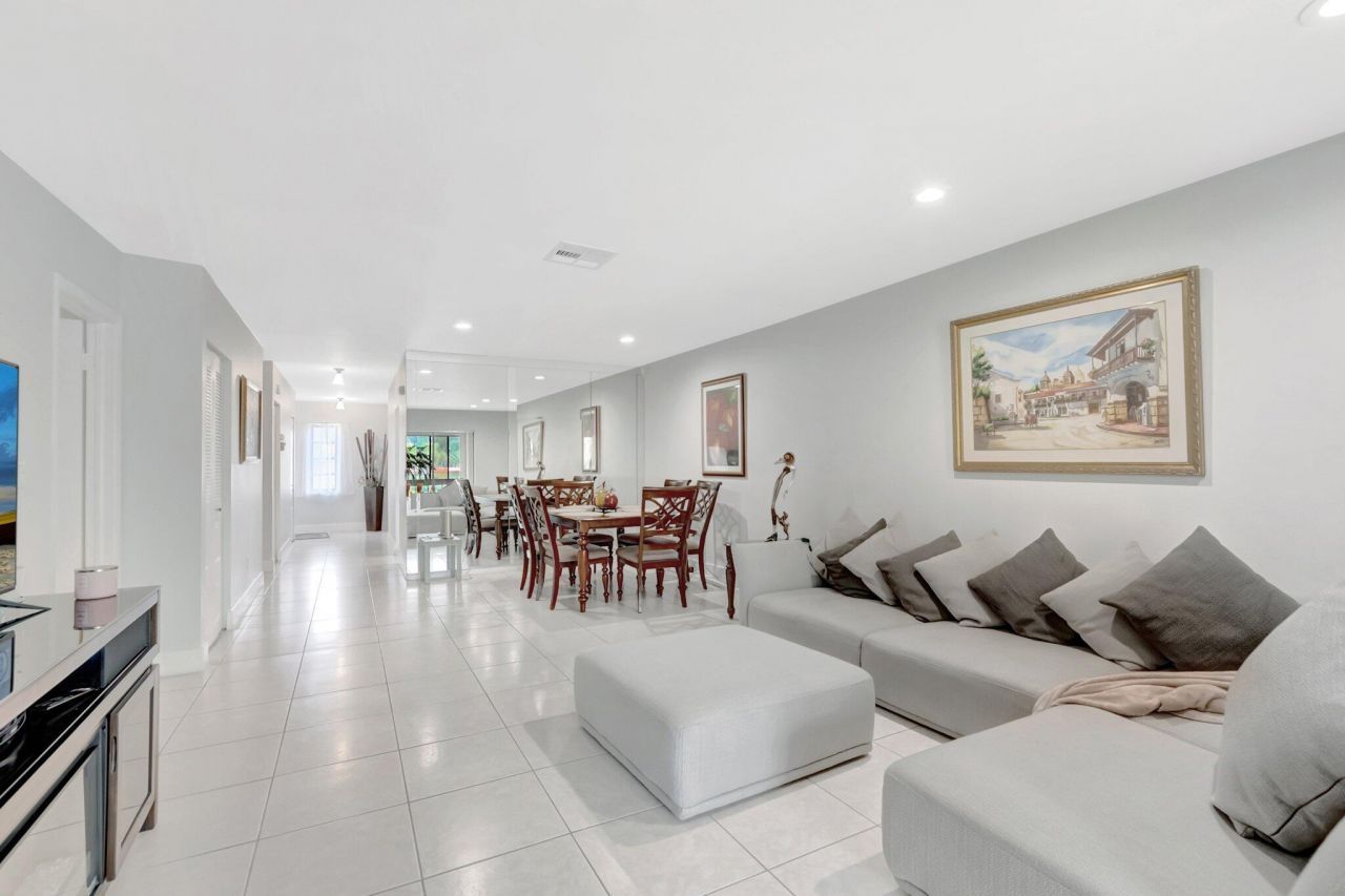 21214 Lago Circle, Unit 8f, Boca Raton, FL 33433 Photo