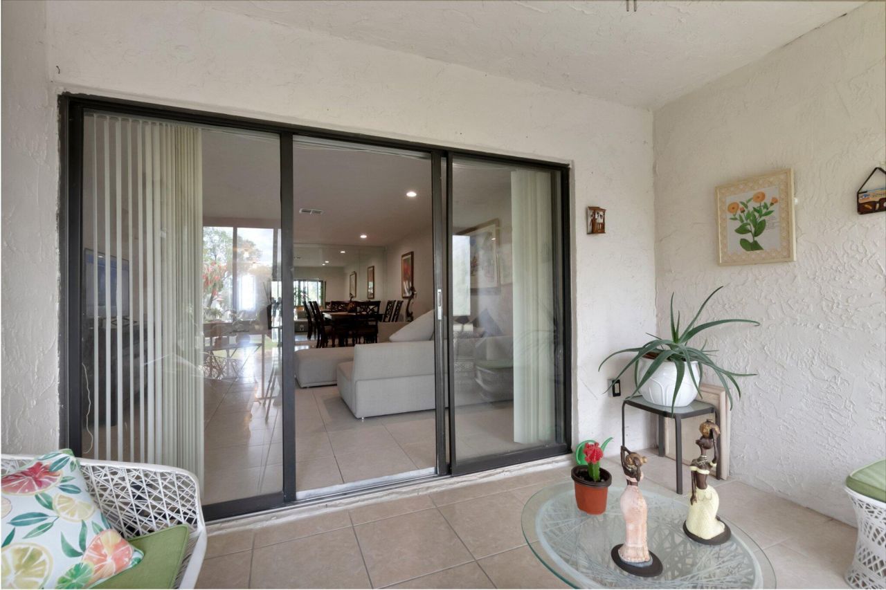 21214 Lago Circle, Unit 8f, Boca Raton, FL 33433 Photo