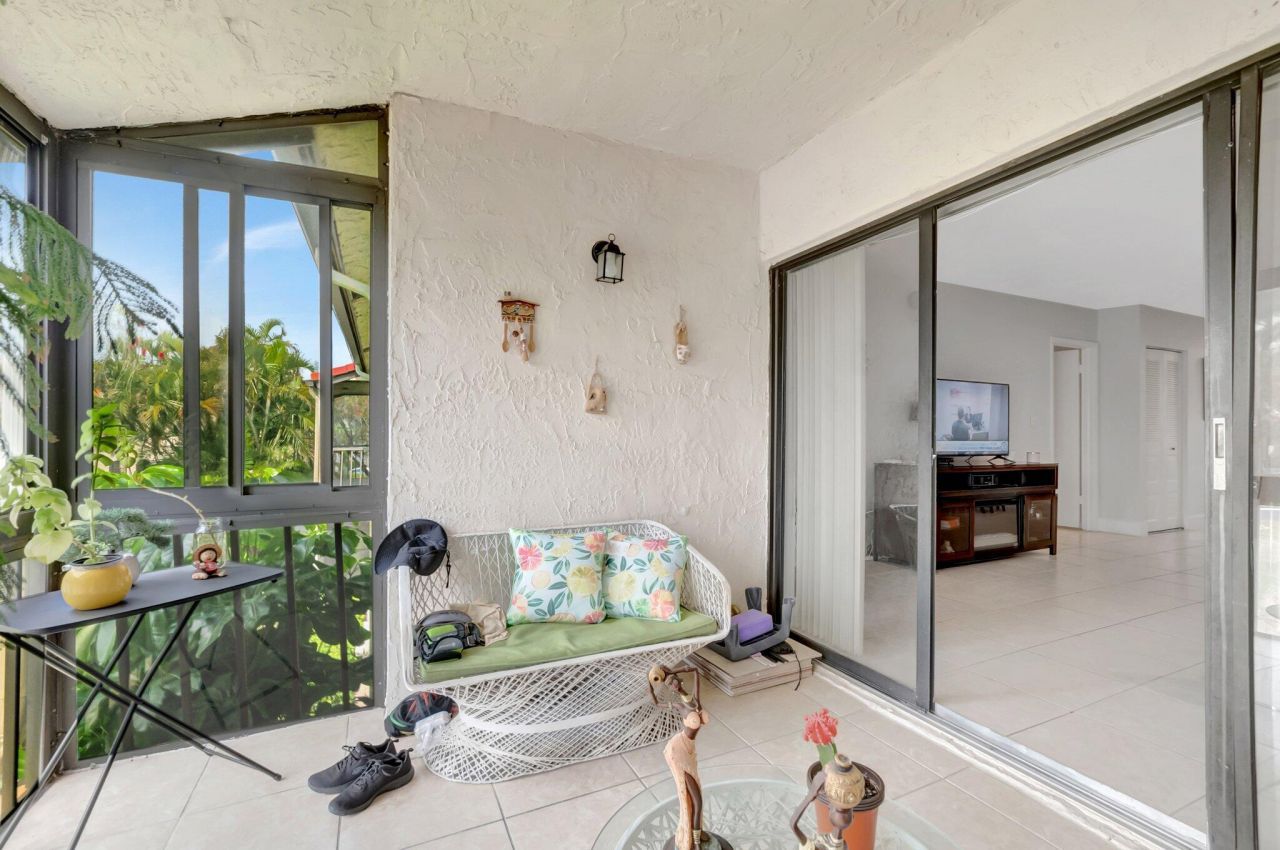 21214 Lago Circle, Unit 8f, Boca Raton, FL 33433 Photo