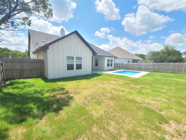4825 Wichita Street, Granbury, TX 76048