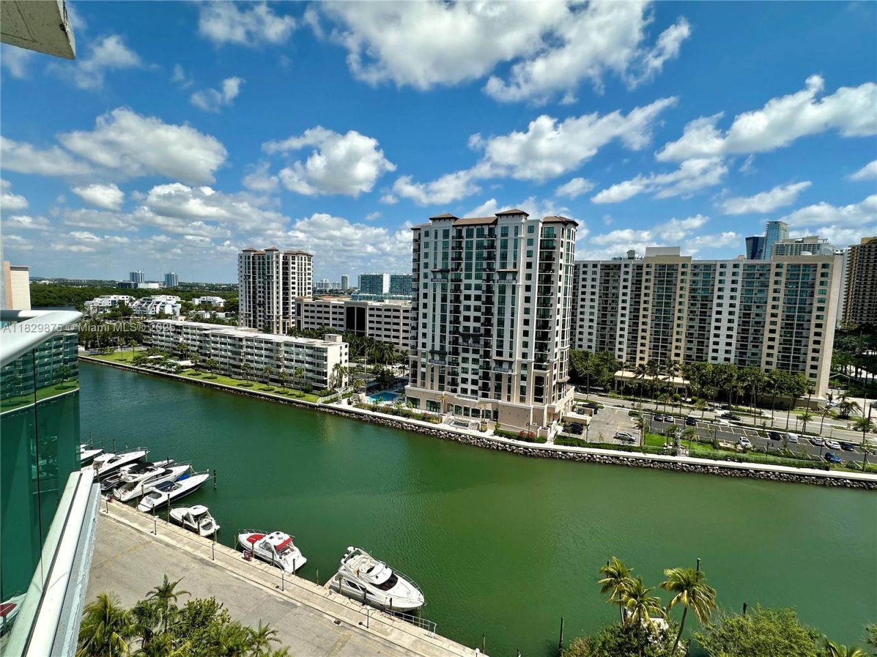 100 Bayview Dr, Unit 1405, Sunny Isles Beach, FL 33160 Photo