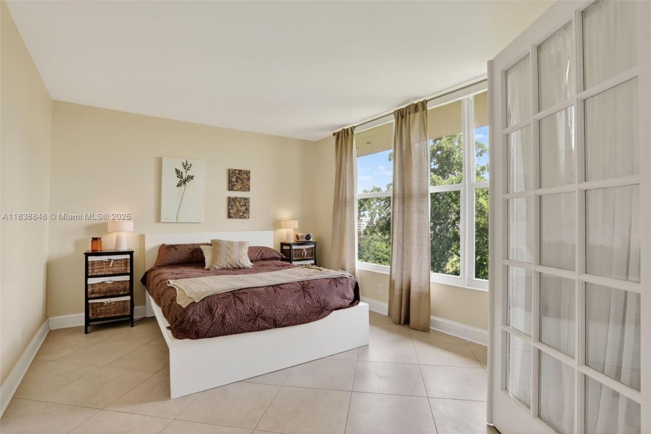 2901 S Palm Aire Dr, Unit 608, Pompano Beach, FL 33069 Photo