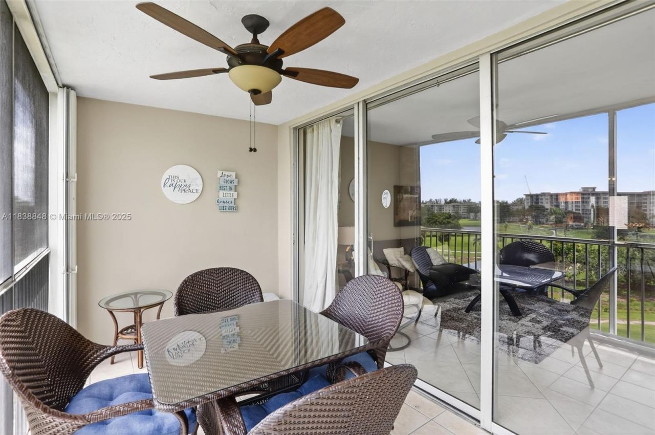 2901 S Palm Aire Dr, Unit 608, Pompano Beach, FL 33069 Photo