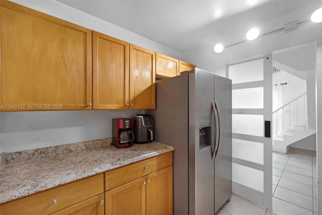 8500 SW 109th Ave, Unit 6-112, Miami, FL 33173 Photo