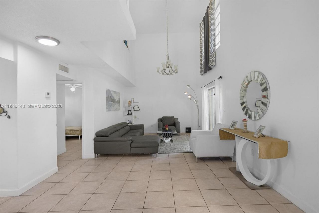 8500 SW 109th Ave, Unit 6-112, Miami, FL 33173 Photo