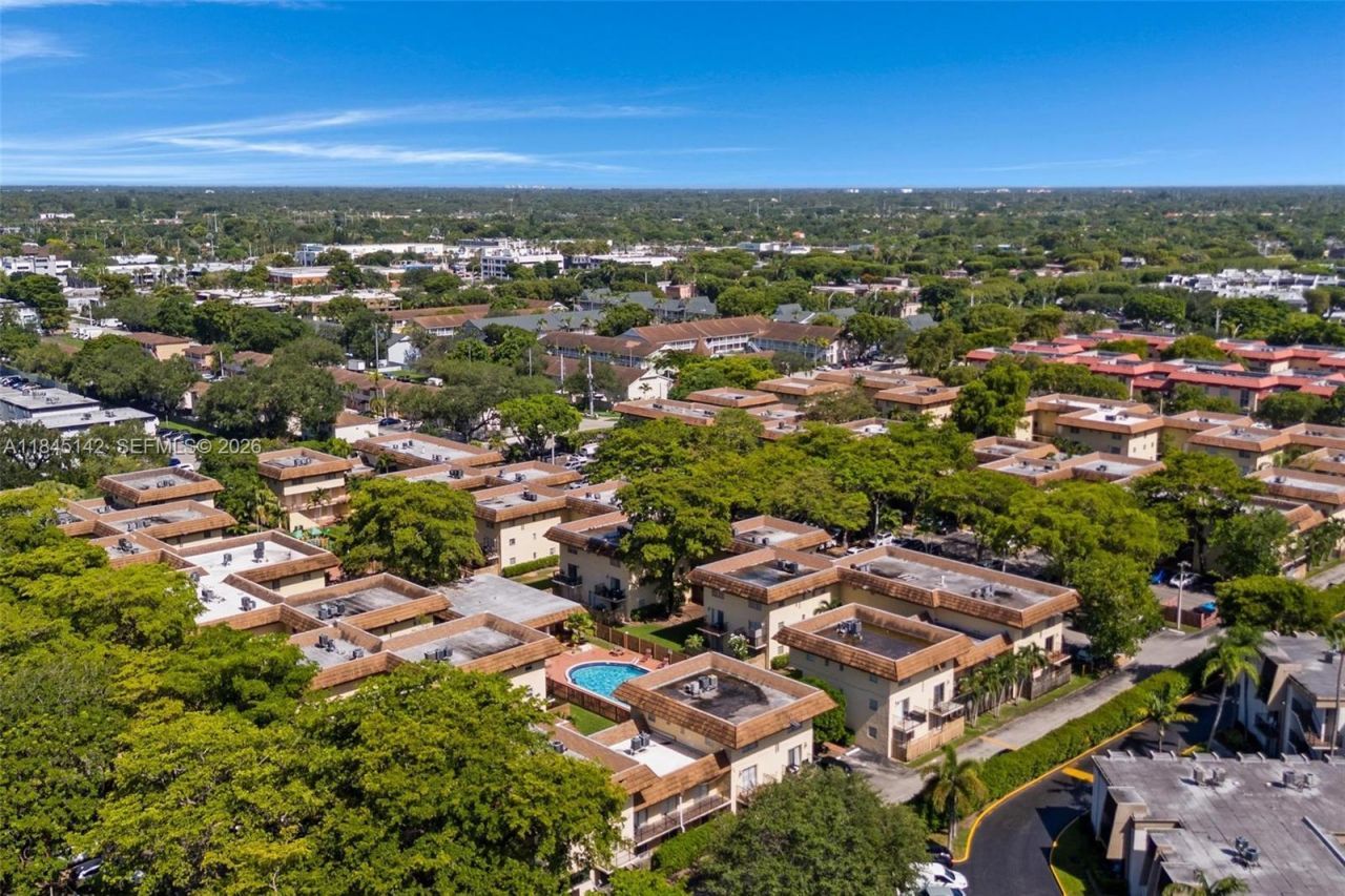 8500 SW 109th Ave, Unit 6-112, Miami, FL 33173 Photo