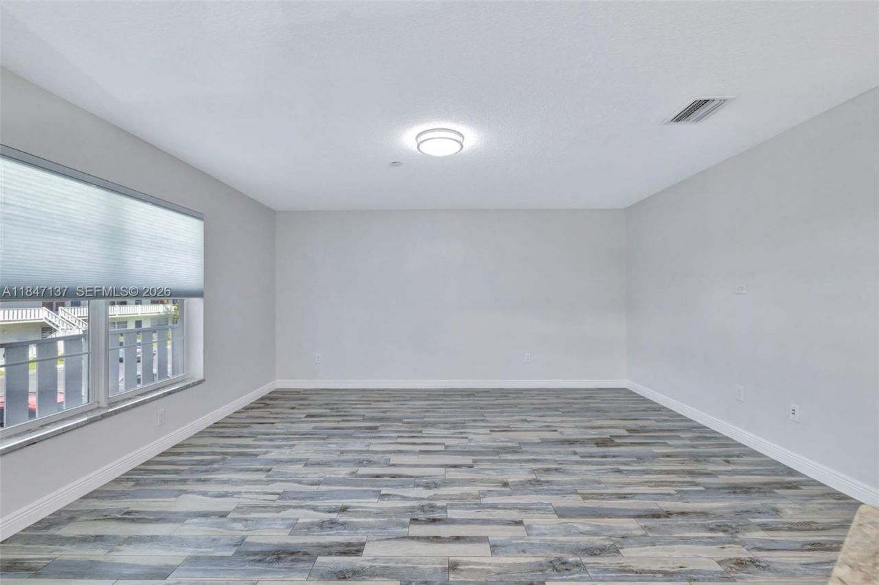 2929 SE Ocean Blvd, Unit F6, Stuart, FL 34996 Photo