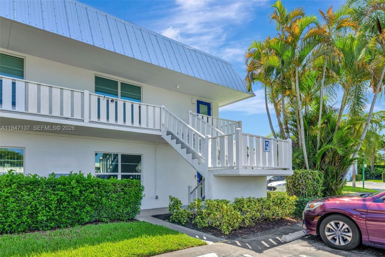 2929 SE Ocean Blvd, Unit F6, Stuart, FL 34996 Photo