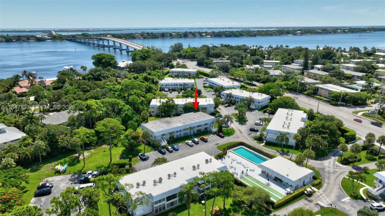 2929 SE Ocean Blvd, Unit F6, Stuart, FL 34996 Photo