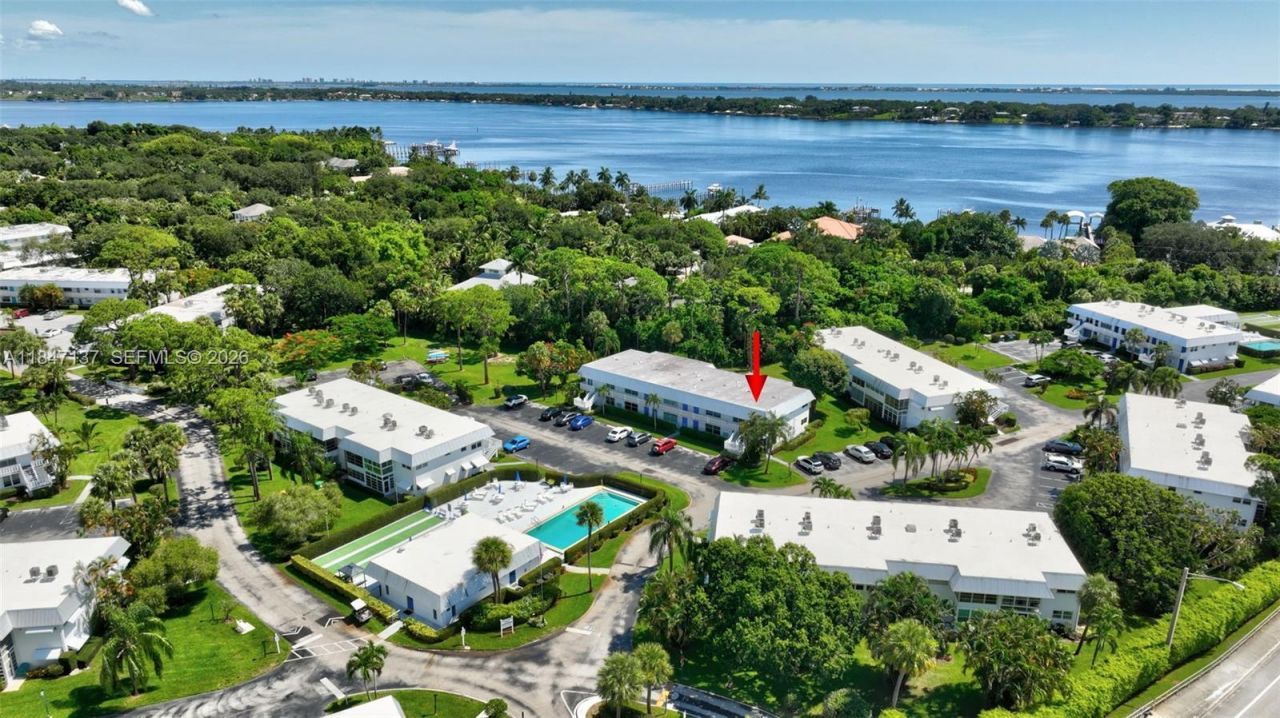 2929 SE Ocean Blvd, Unit F6, Stuart, FL 34996 Photo