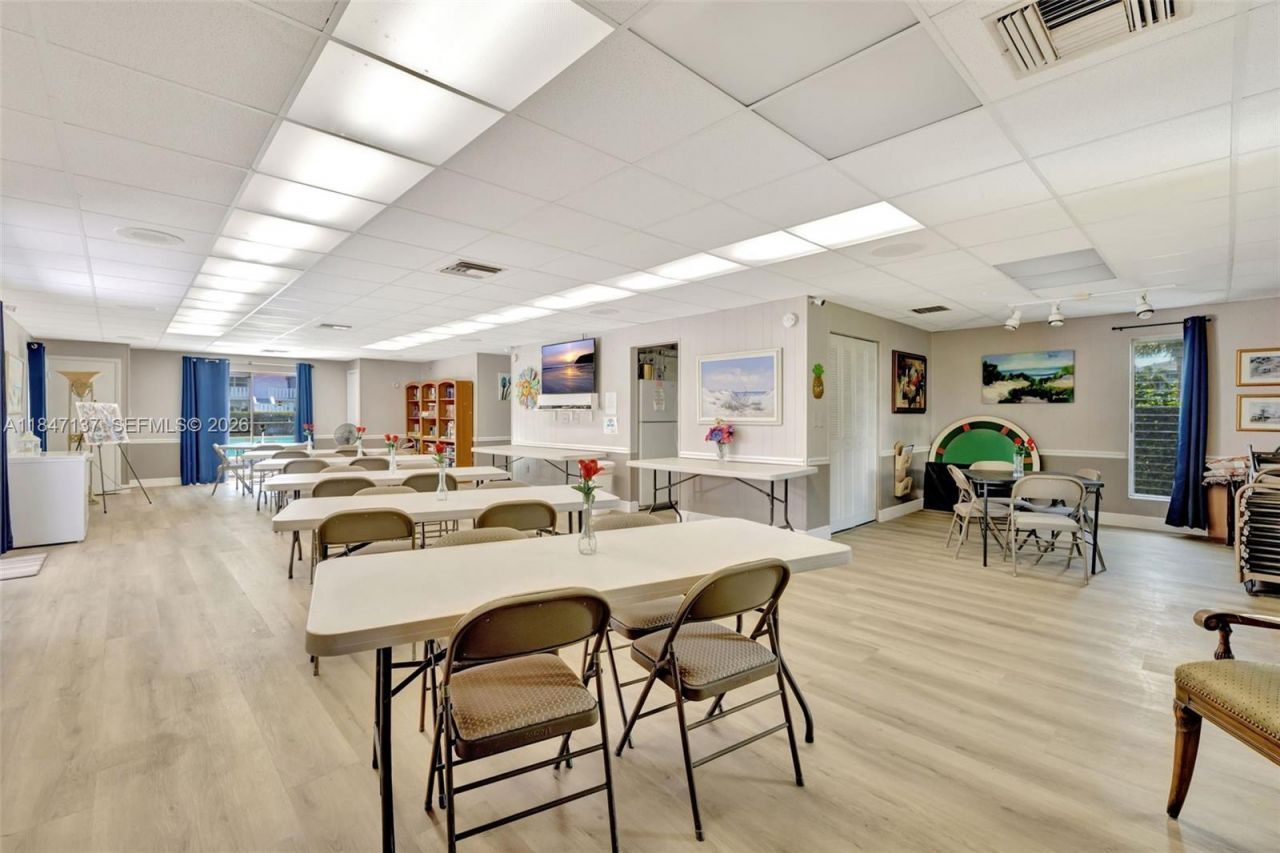 2929 SE Ocean Blvd, Unit F6, Stuart, FL 34996 Photo