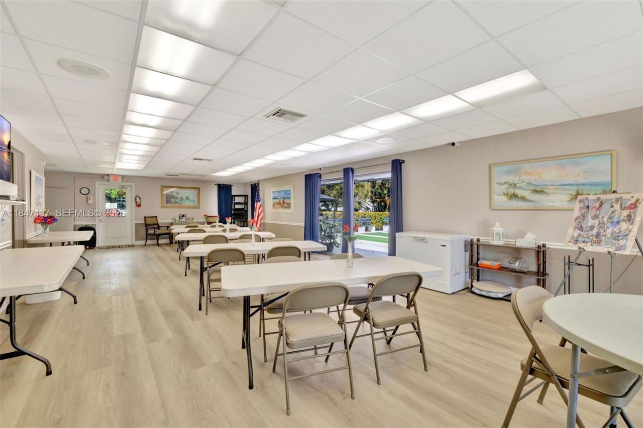 2929 SE Ocean Blvd, Unit F6, Stuart, FL 34996 Photo