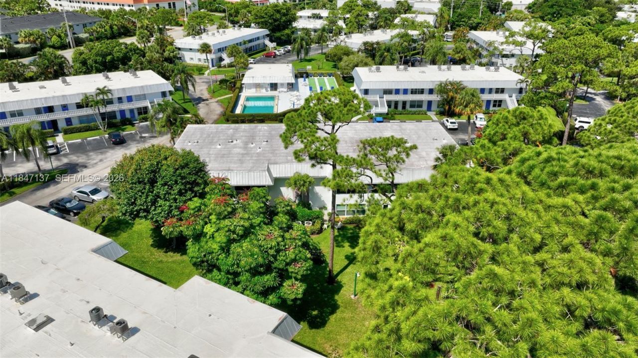 2929 SE Ocean Blvd, Unit F6, Stuart, FL 34996 Photo