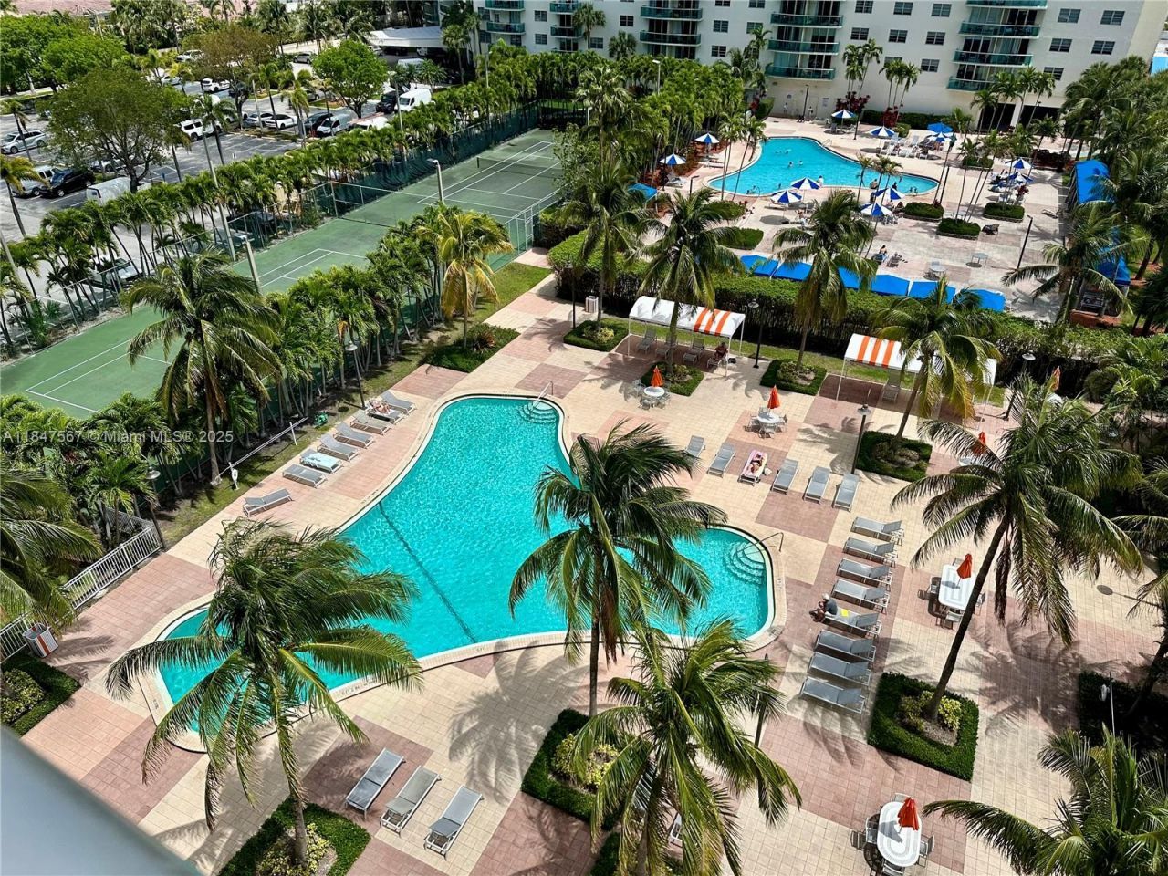 19380 Collins Ave, Unit 802, Sunny Isles Beach, FL 33160 Photo