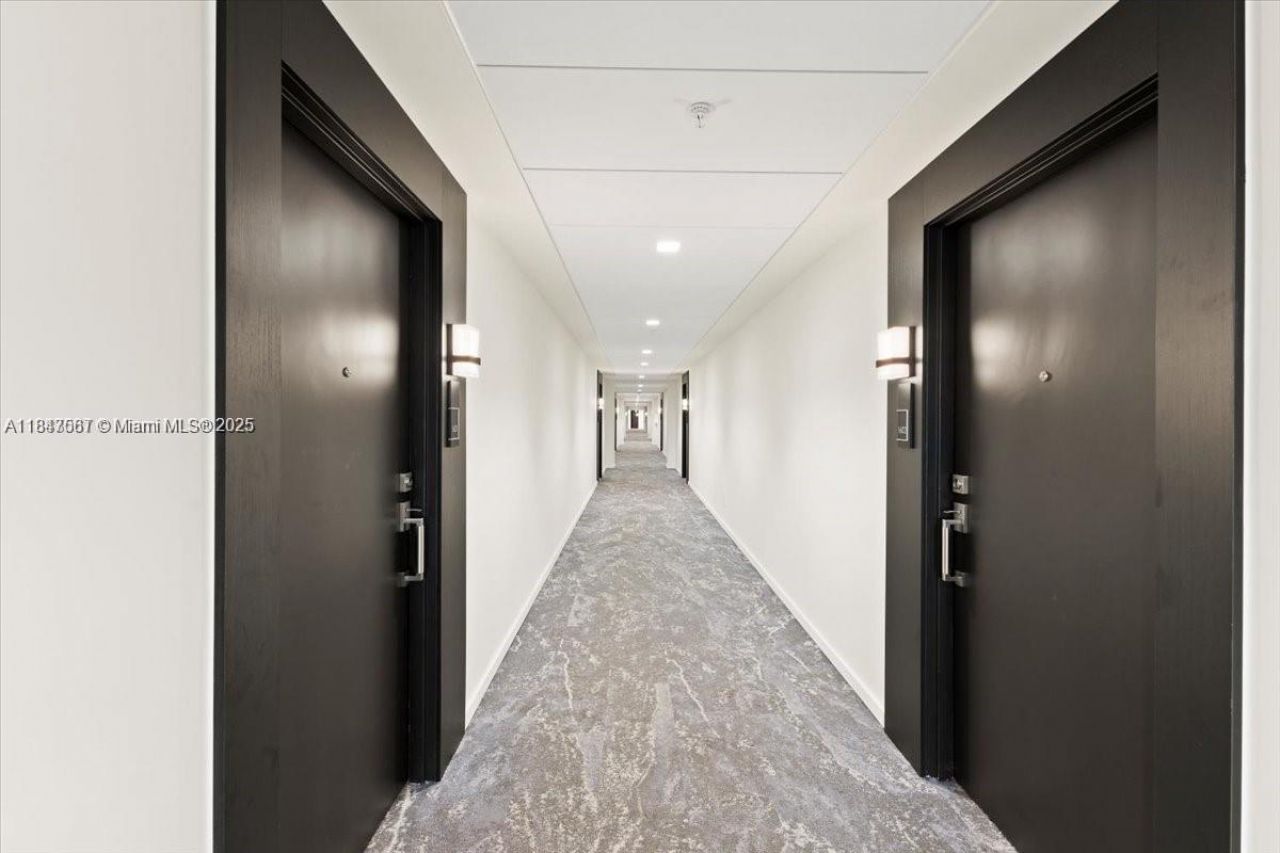 19380 Collins Ave, Unit 802, Sunny Isles Beach, FL 33160 Photo