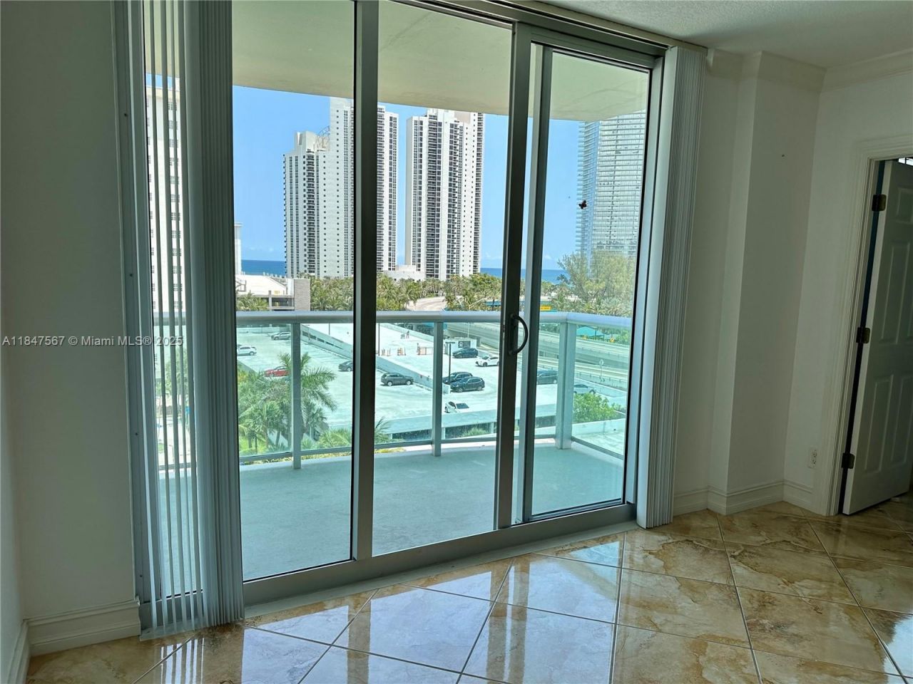 19380 Collins Ave, Unit 802, Sunny Isles Beach, FL 33160 Photo