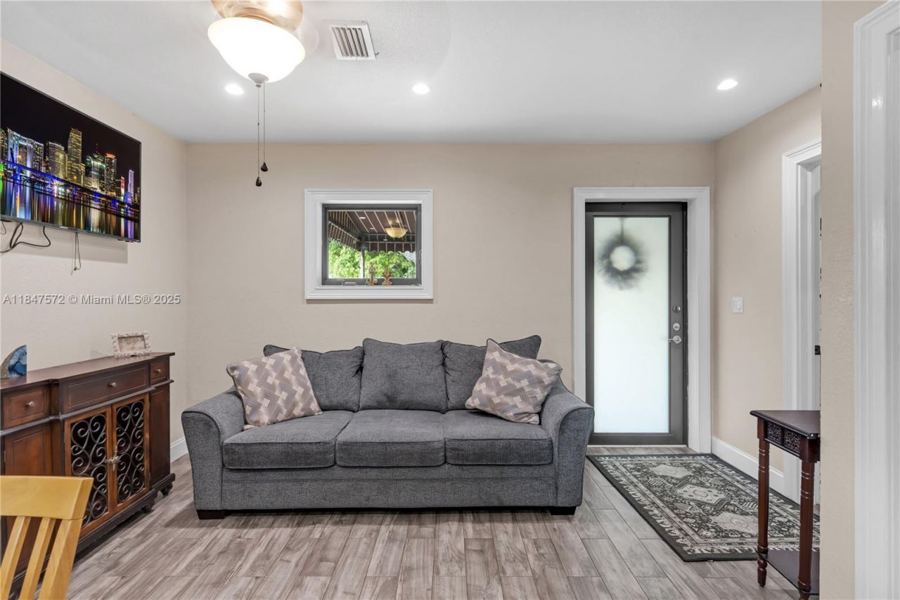 18200 SW 296th St, Homestead, FL 33030 Photo