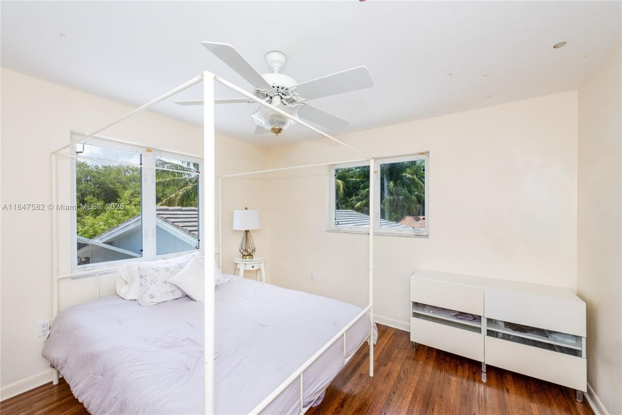 13020 SW 70th Ave, Pinecrest, FL 33156 Photo