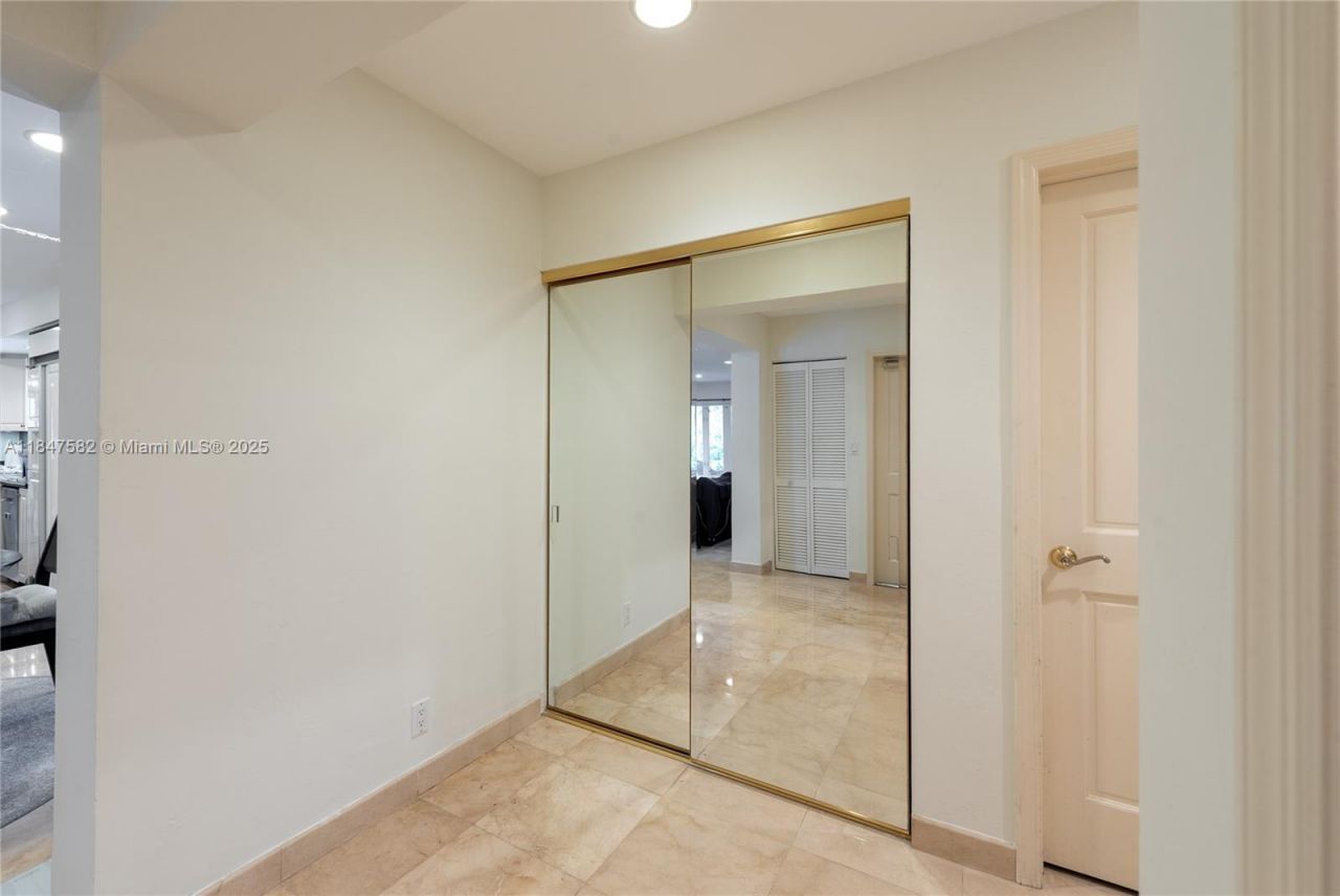 13020 SW 70th Ave, Pinecrest, FL 33156 Photo