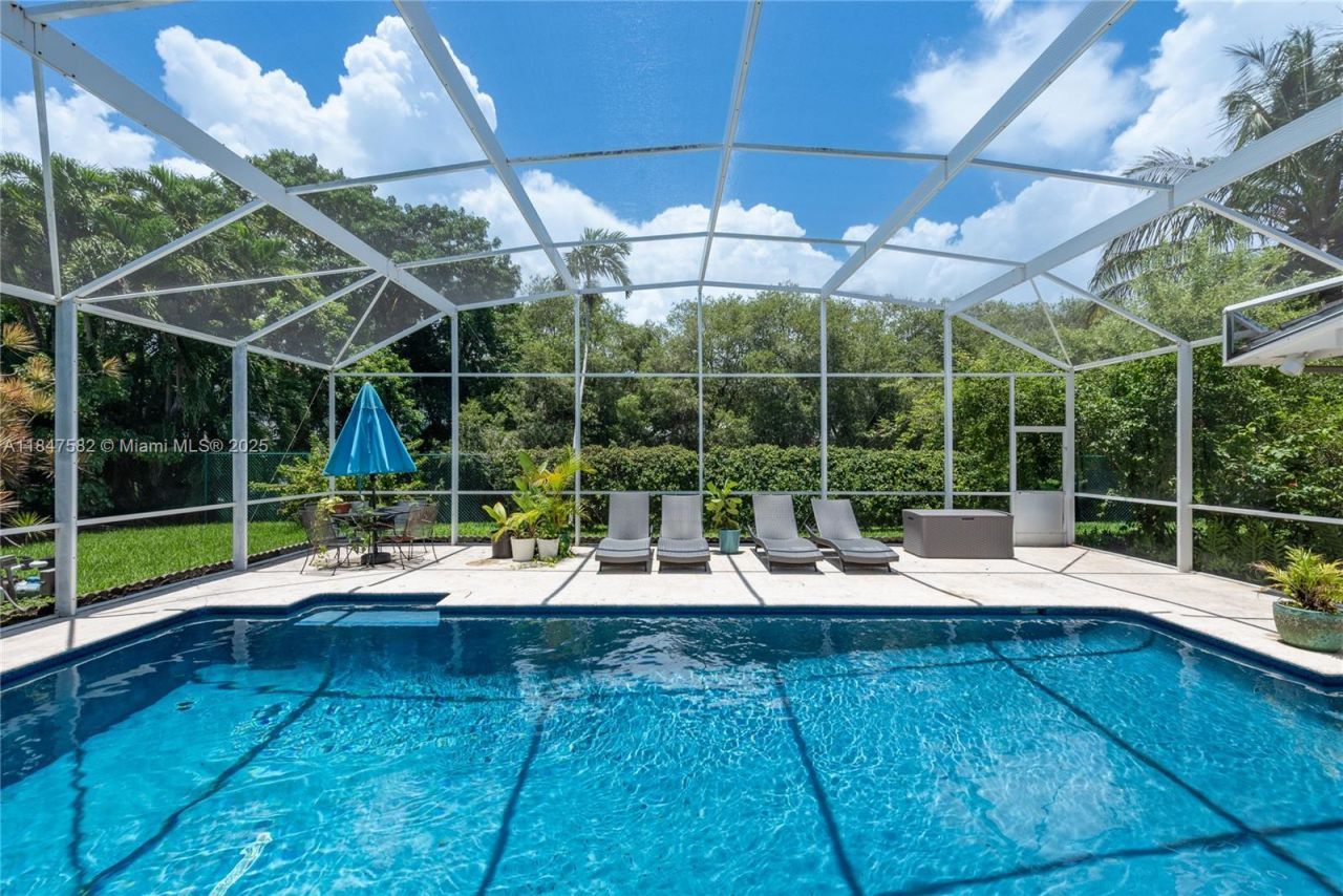 13020 SW 70th Ave, Pinecrest, FL 33156 Photo