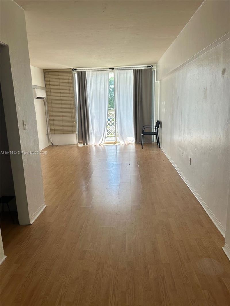1400 Pennsylvania Ave, Unit 33, Miami Beach, FL 33139 Photo