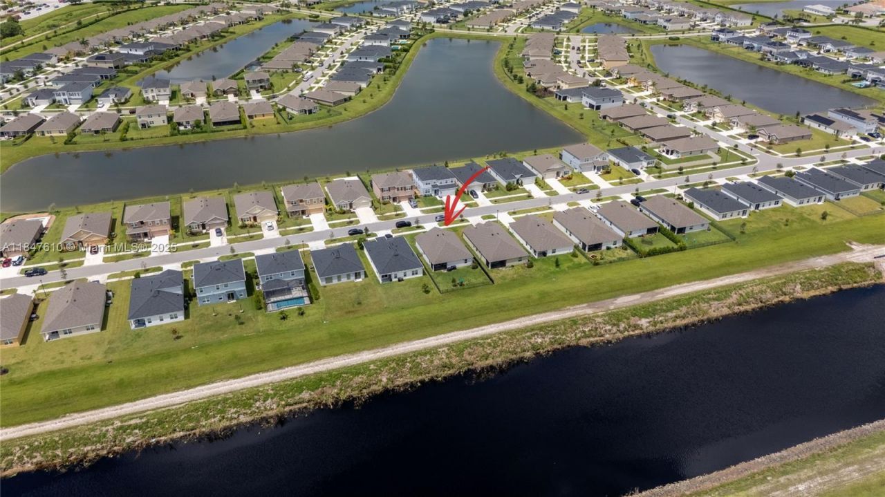 10609 SW Vasari Way, Port Saint Lucie, FL 34987 Photo