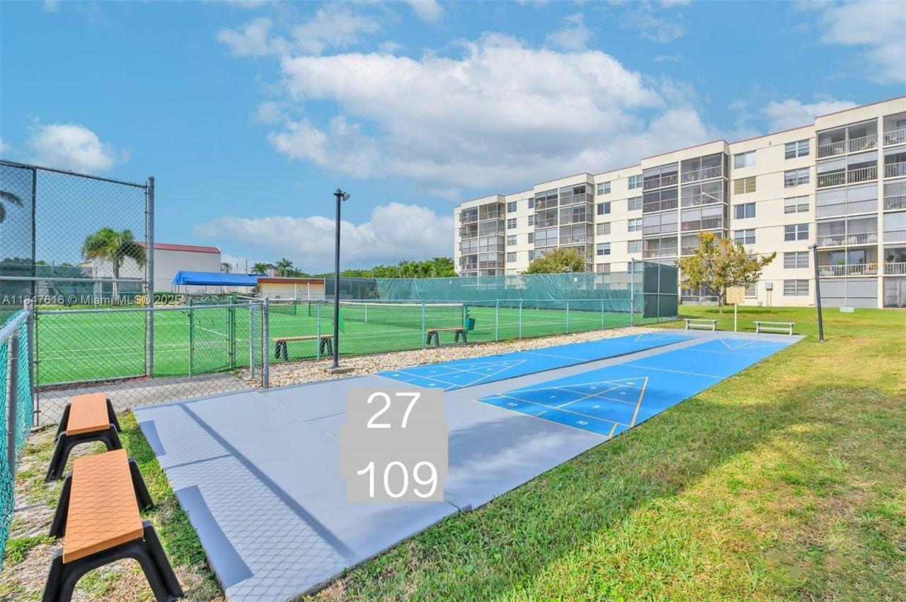 681 S Hollybrook Dr, Unit 109, Pembroke Pines, FL 33025 Photo