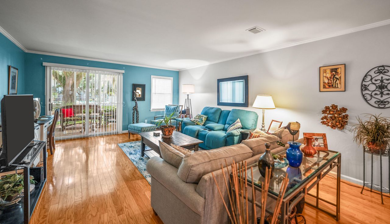 14 Riverwind Drive Photo 11