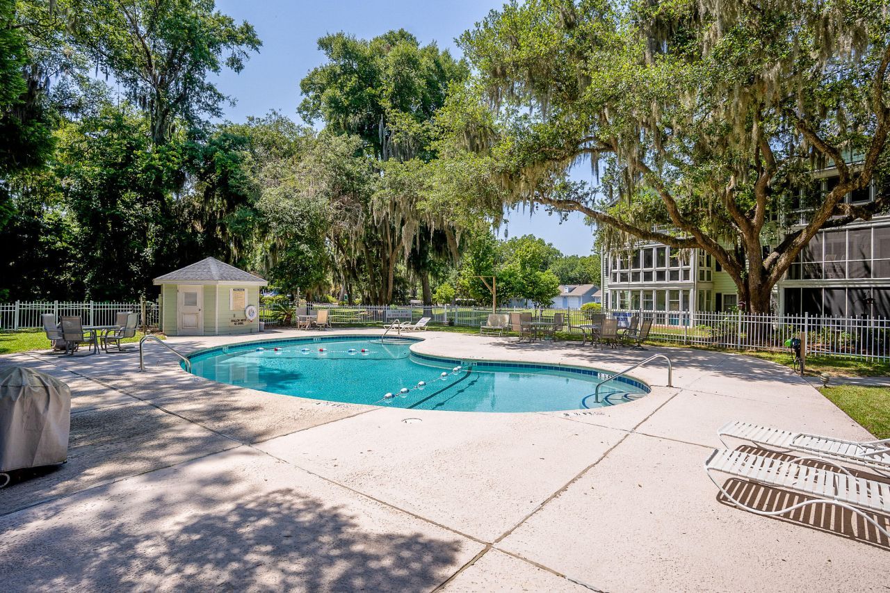 14 Riverwind Drive Photo 28