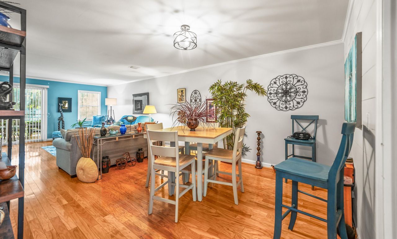 14 Riverwind Drive Photo 6