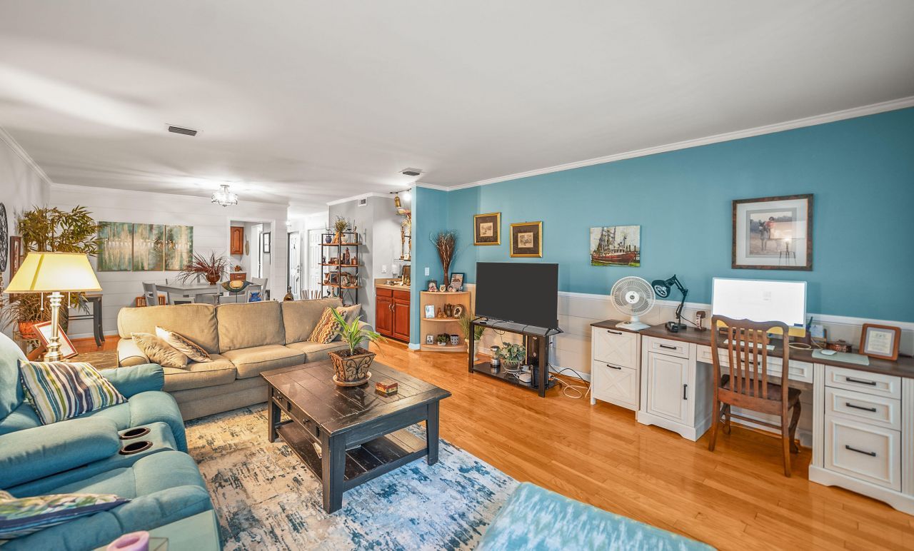 14 Riverwind Drive Photo 8