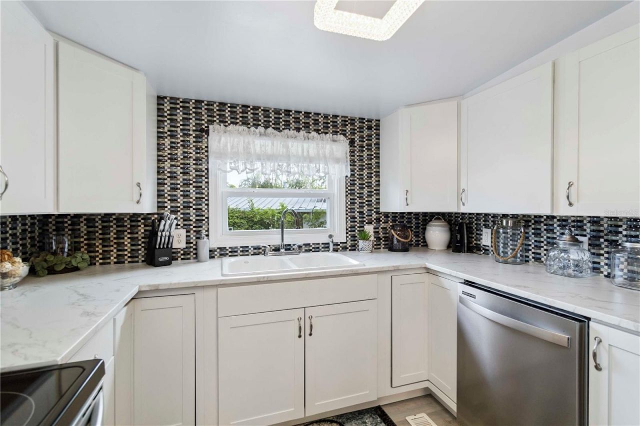 1100 University Parkway, Unit 54, Sarasota, FL 34234 Photo