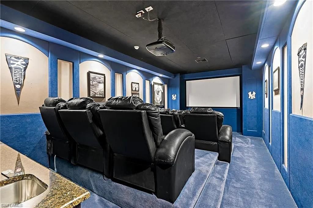 1435 Osprey Ave, Naples, FL 34102 Photo