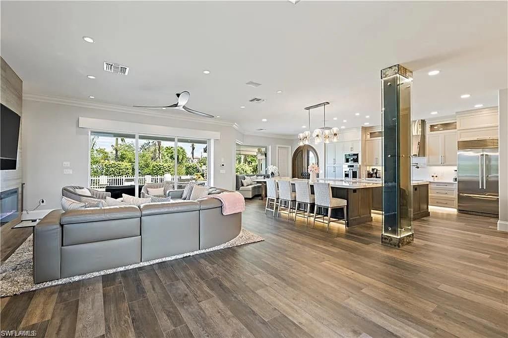 1435 Osprey Ave, Naples, FL 34102 Photo