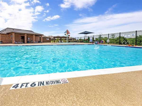 5721 Diamond Valley Drive, Fort Worth, TX 76179
