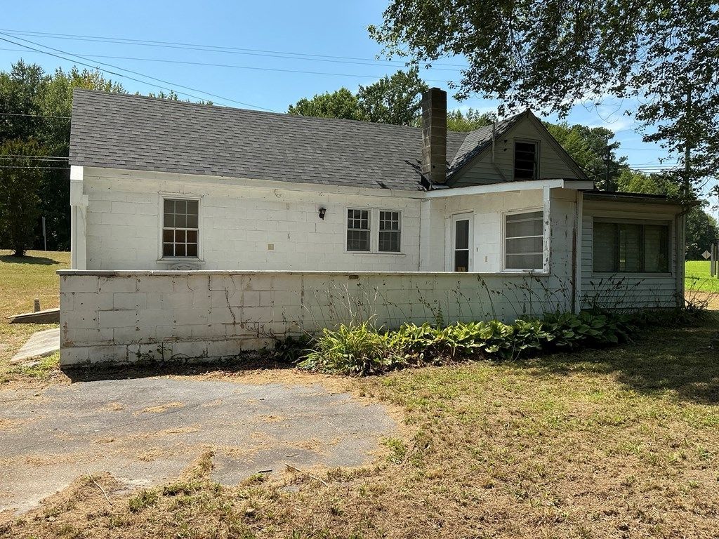 17981 Northumberland Hwy, Reedville, VA 22539 Main Photo