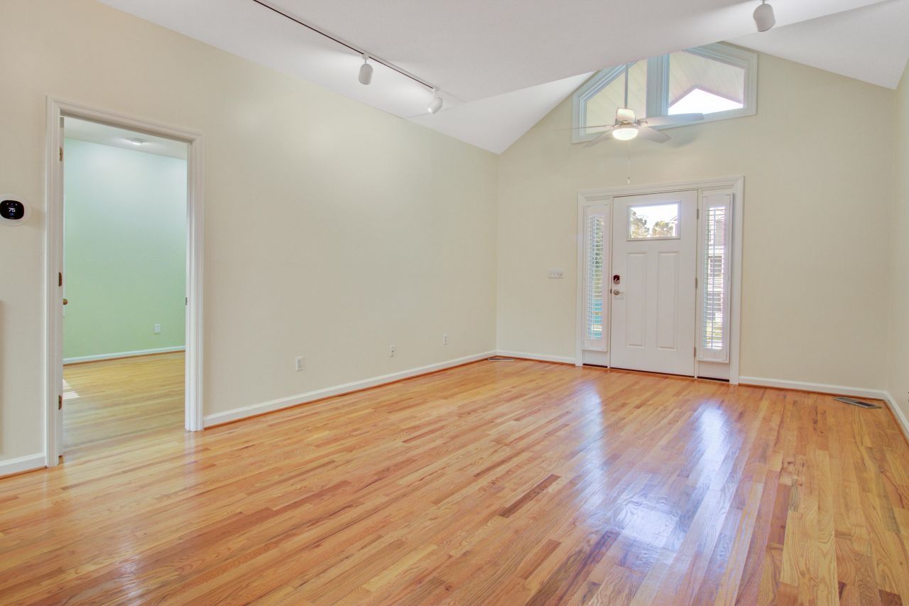 410 W Indian Avenue Photo 7