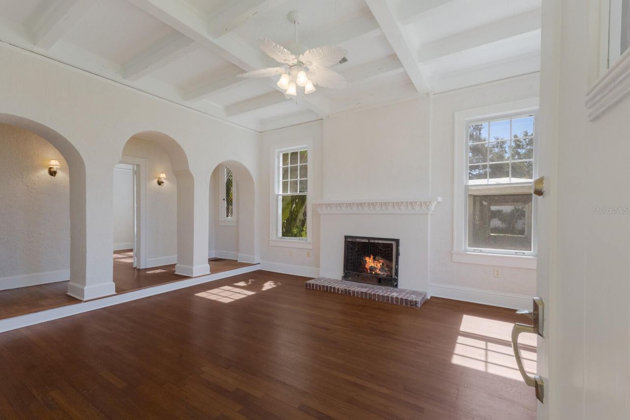 455 Acacia Drive, Sarasota, FL 34234 Photo