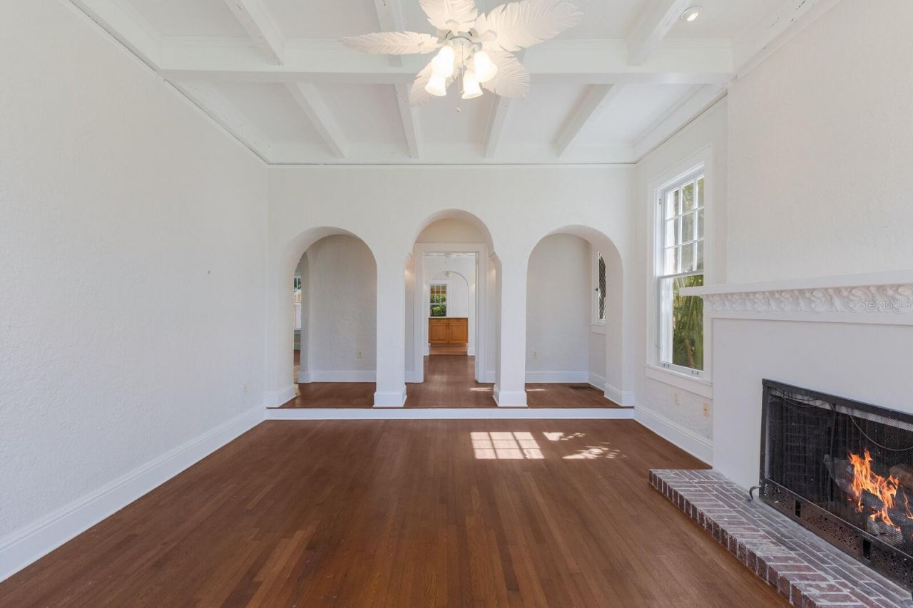 455 Acacia Drive, Sarasota, FL 34234 Photo