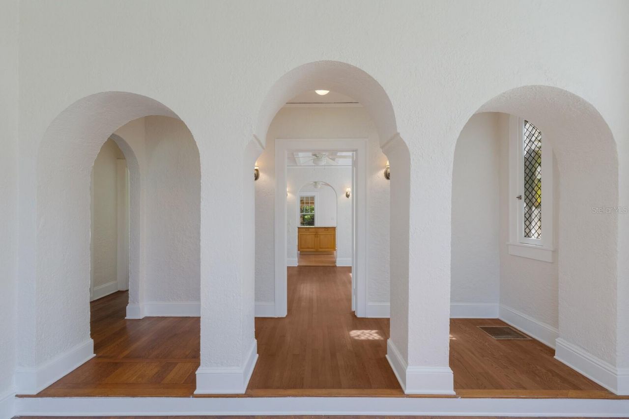 455 Acacia Drive, Sarasota, FL 34234 Photo