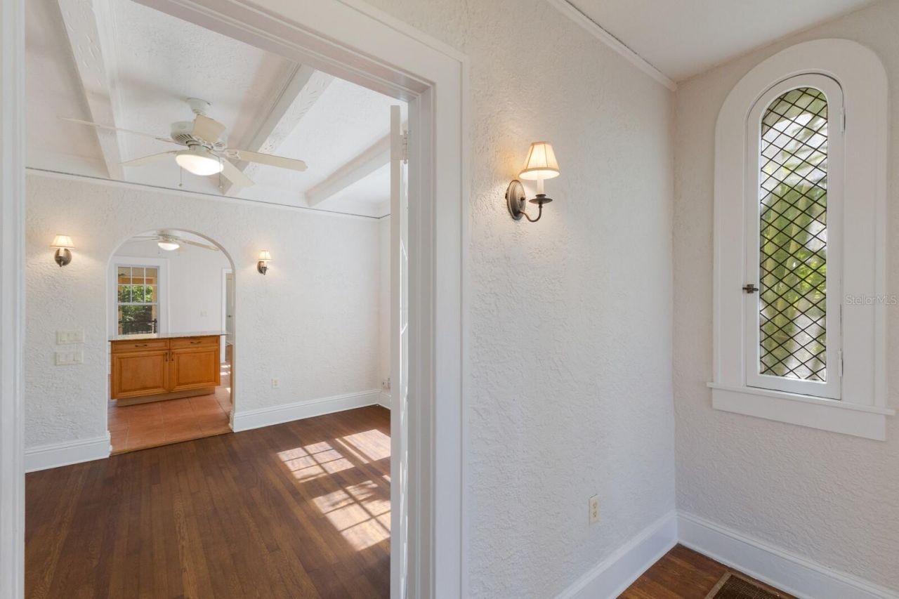 455 Acacia Drive, Sarasota, FL 34234 Photo